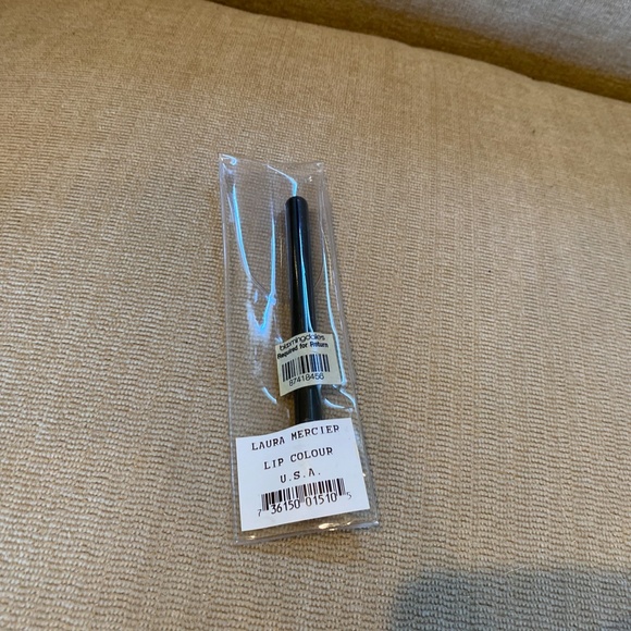 Laura Mercier Lip Color Brush - Picture 2 of 4